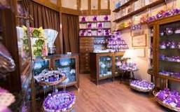 De Madrid al mundo: la historia de los caramelos de violeta